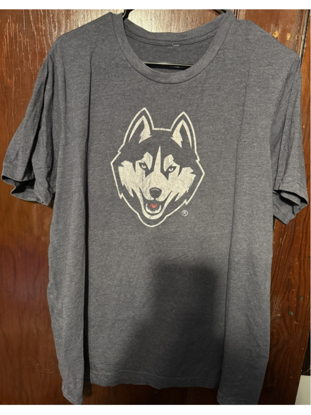 UConn Huskies Short Sleeve Tee Men's XL (?) Blue